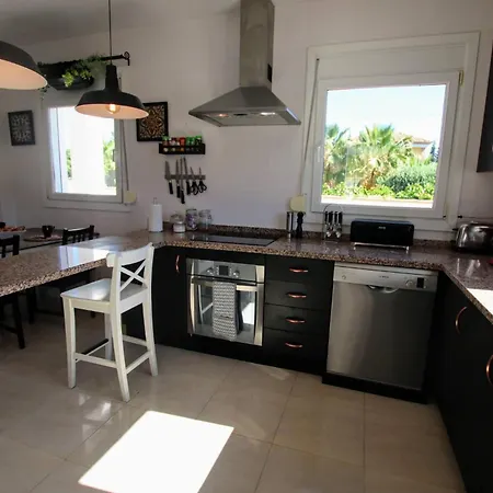 Villa Tess Olsson *